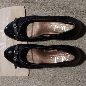 Women shoes in good condition